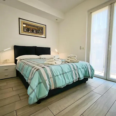 La Meridiana Sul Lago Abbadia Lariana Room photo